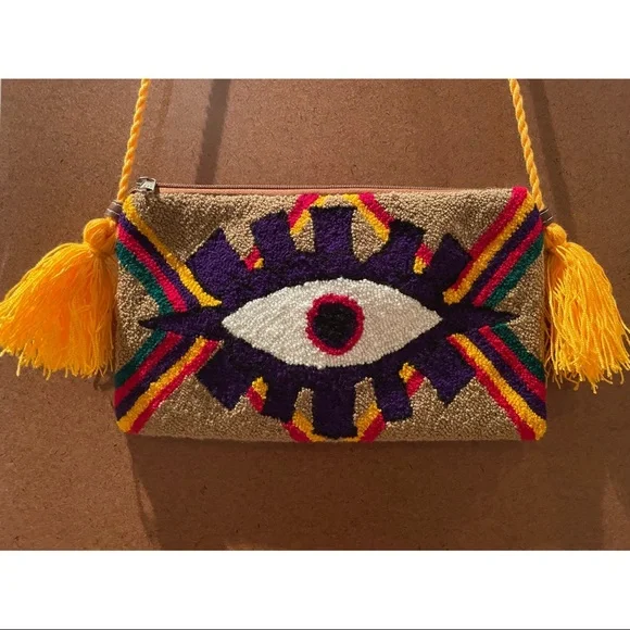 Colourful artisanal purse from Colombia! - Picture 1 of 3